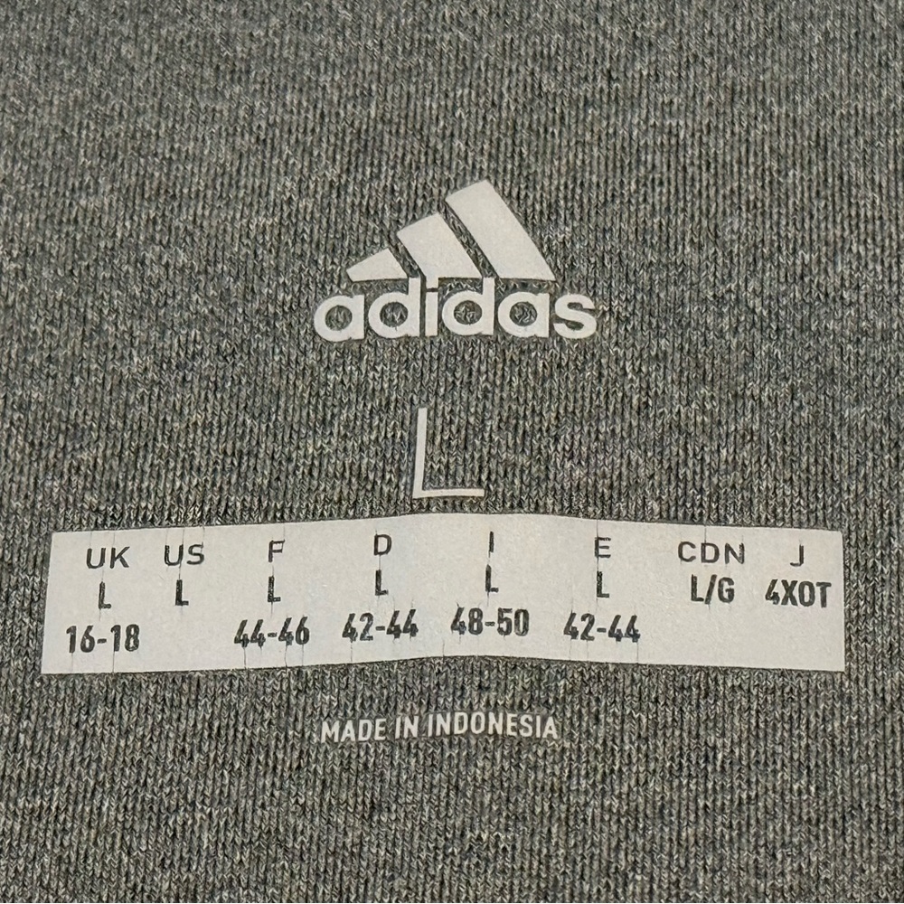Adidas🧘♀️ - Picture 7 of 10